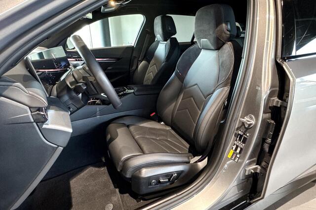 BMW i5 Touring eDrive40 84 kWh | M Sport Pro | Glazen Panoramadak | Harman Kardon | Iconic Glow | Trekhaak |