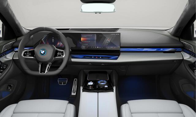 BMW i5 Touring eDrive40 - M-Sport Pro - Pano - Onderstel Prof - Trekhaak - Bowers & Wilkins – foto 3