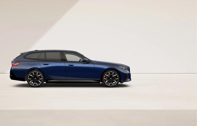 BMW i5 Touring eDrive40 - M-Sport Pro - Pano - Onderstel Prof - Trekhaak - Bowers & Wilkins – foto 7