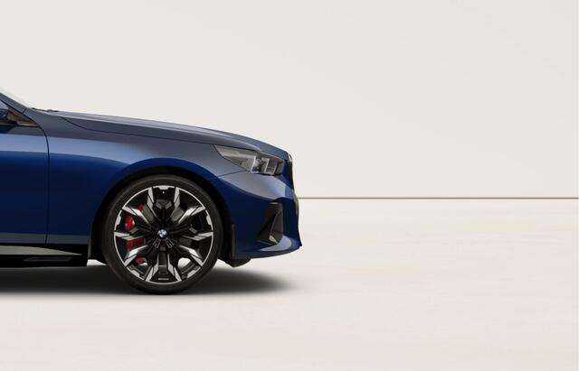 BMW i5 Touring eDrive40 - M-Sport Pro - Pano - Onderstel Prof - Trekhaak - Bowers & Wilkins – foto 8