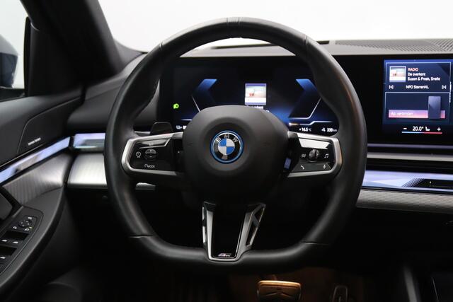 BMW i5 Touring eDrive40 M Sport Edition 84 kWh 340 PK, SOH 97 %, Panoramadak, Trekhaak, 360 Camera, H/K Sound, – foto 3