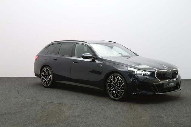 BMW i5 Touring eDrive40 M Sport Edition 84 kWh 340 PK, SOH 97 %, Panoramadak, Trekhaak, 360 Camera, H/K Sound, – foto 4