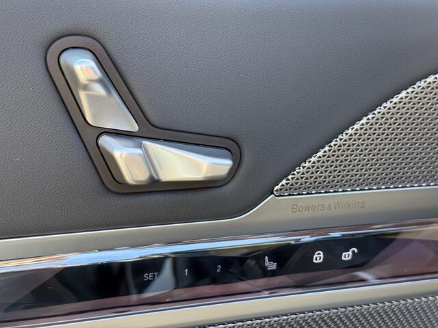 BMW i7 xDrive60 | M-Sport | Individual Leder | Panorama Sky Lounge | Driv. Ass. Prof. | Massage
