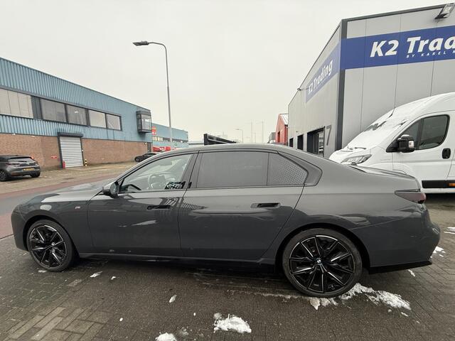 BMW i7 eDrive50 106 kWh M PAKKET, LEDER 4X MASSAGE 4X VENTILATIE, 21" VELGEN