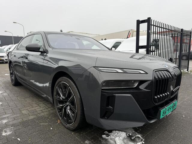 BMW i7 eDrive50 106 kWh M PAKKET, LEDER 4X MASSAGE 4X VENTILATIE, 21" VELGEN