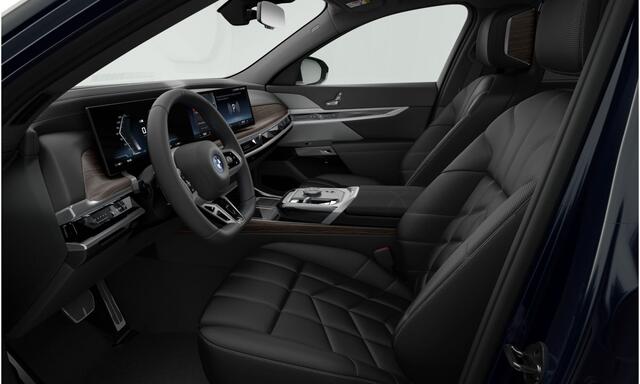 BMW i7 M70 xDrive 106kWh - Executive Drive Pro - Sky Lounge - Individual Interieur