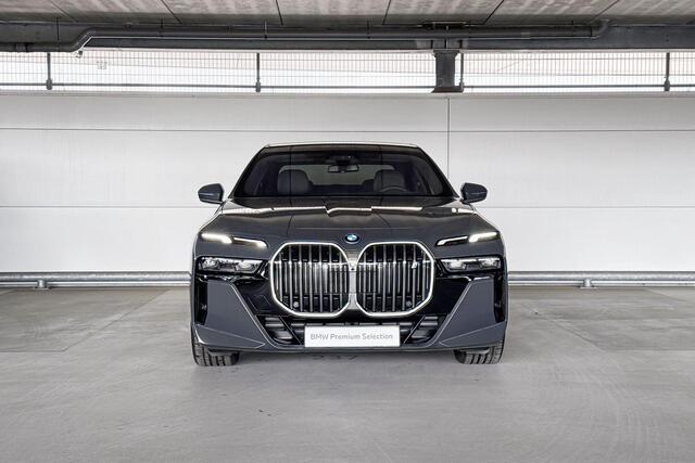 BMW i7 eDrive50 106 kWh | M Sportpakket | BMW Individual Interieur | Innovation Pack | Connoisseur Pack | Climate Acousitcs Pack