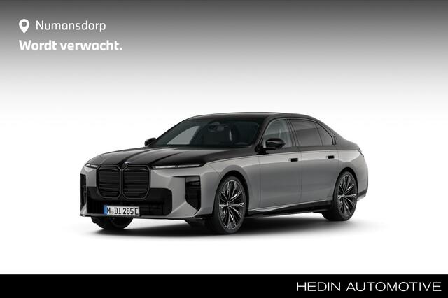 BMW i7 50 xDrive | NW Model | Leverbaar 08-2026 | Two-Tone | M-Sport Pro | 22'' | B&W | Theatre Screen | Massage + vent. voor/achter | Krist. Koplamp | Elek. portier. | Park. Prof. | Highway Ass. | Trekhaak | Gelaagd glas