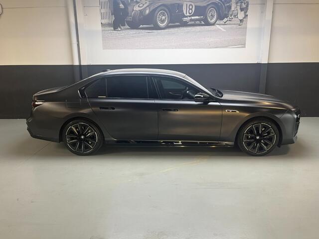 BMW i7 M70 X-Drive (VAT Car) (2026)