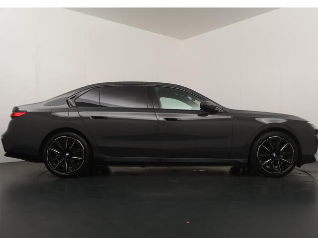BMW i7 eDrive50 106 kWh | M-Sport Pro | Innovation Pack | Executive Pack | Connoisseur Pack | Warmte Comfort Pack |