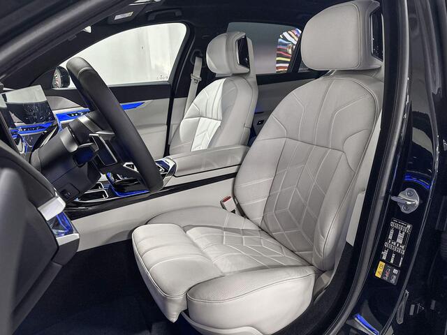BMW i7 eDrive50 | M-Sport Pro | Connoisseur Pack | Executive Pack | Innovation Pack | Sky Lounge