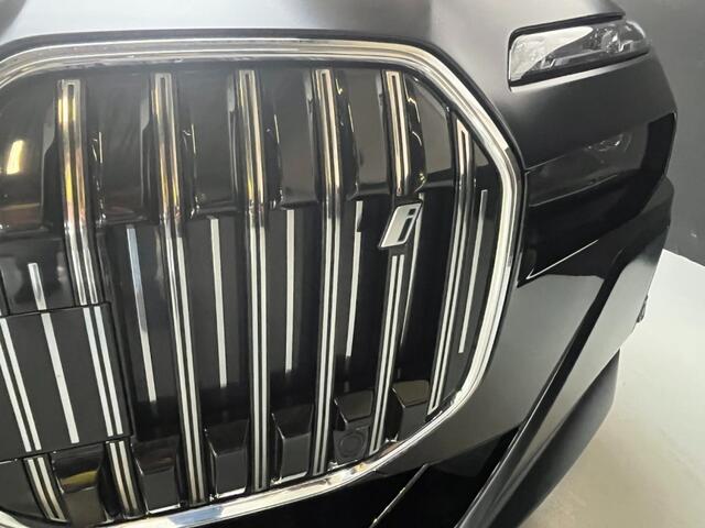 BMW i7 x-drive 60 (VAT car) (2023)