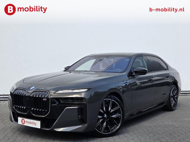 BMW i7 M70 xDrive 106 kWh 'Dravitgrau' Automatische Portieren Nw. pr. ¤225.242,- NL Auto! | Sky Lounge Panoramadak | Entertainment achter | Innovatiepack