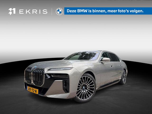 BMW i7 eDrive50 M Sportpakket | 21 inch Individual V-spaak | Integral Active Steering | Driving Assistant Professional | Bowers & Wilkins Diamond Surround Sound Systeem | Rear-Seat Entertainment Experience