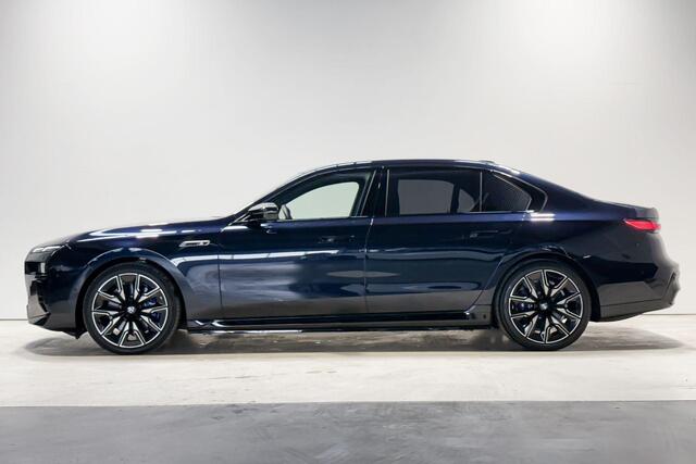 BMW i7 M70 xDrive 106 kWh M Sport | Executive lounge | Entertainment systeem | Bowers & Wilkins High end