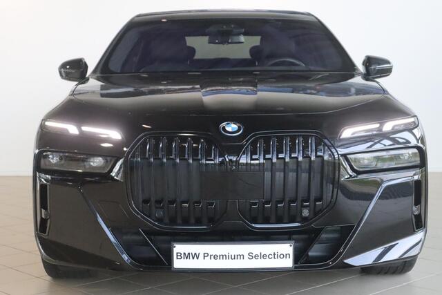 BMW i7 xDrive60 M Sportpakket Pro | Climate Acoustics Pack | Driving Assistant Professional | Parking Assistant professional |