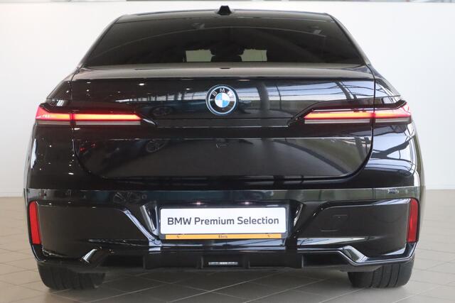 BMW i7 xDrive60 M Sportpakket Pro | Climate Acoustics Pack | Driving Assistant Professional | Parking Assistant professional |