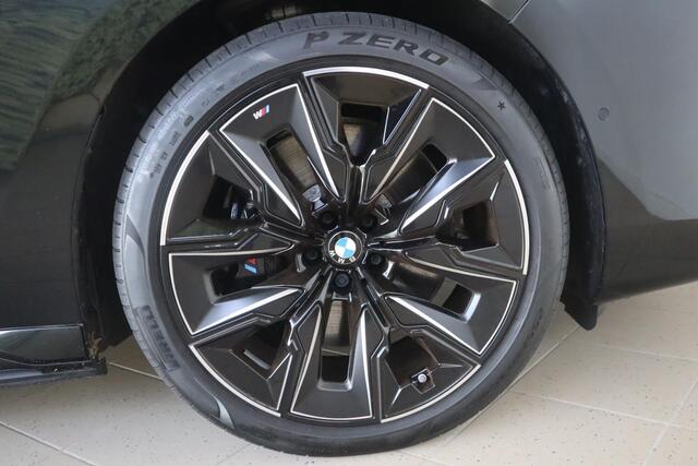 BMW i7 xDrive60 M Sportpakket Pro | Climate Acoustics Pack | Driving Assistant Professional | Parking Assistant professional |