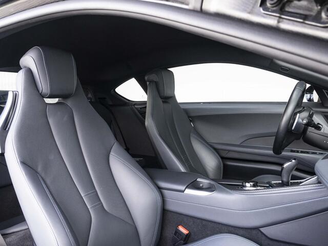 BMW i8 | Comfort Access | Driving Assistant | BMW Laserlight | Head Up Display | Harman Kardon | 20 inch | M Sportremsysteem