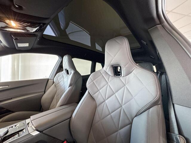 BMW iX xDrive60 | M Sport Pro | Comfort Pack | Innovation Pack | Soft-Close | Glazen Panoramadak Sky Lounge