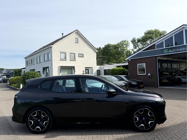 BMW iX xDrive40 High Executive NL.Auto, Vol Opties!