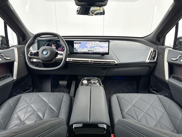 BMW iX xDrive40 Business Edition Plus 77 kWh