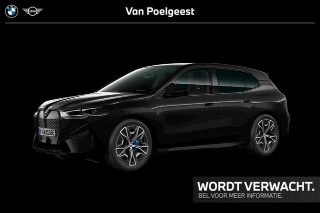 BMW iX xDrive40 High Executive 22 inch / Driving Assistant Professional / Soft Close / Integral Active Steering / Harman Kardon / Massagestoelen