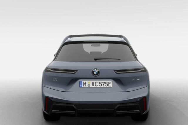 BMW iX xDrive60 | M Sport Pro | Comfort Pack | Innovation Pack
