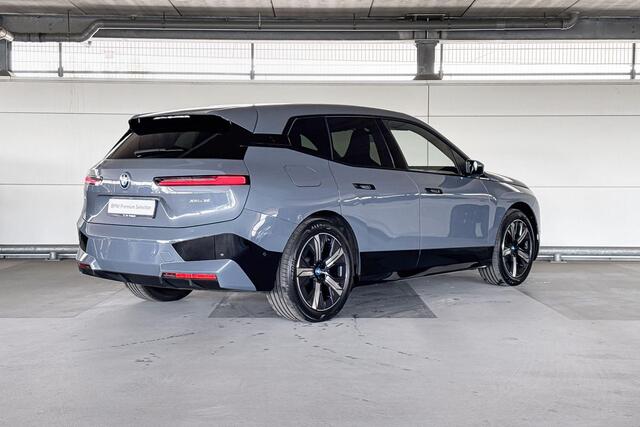 BMW iX xDrive50 Business Edition Plus 112 kWh