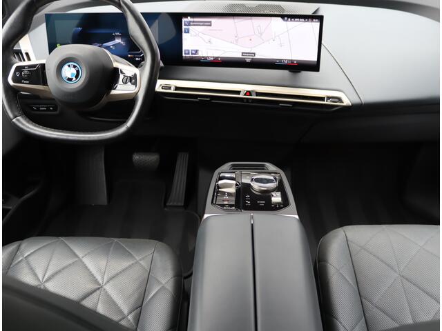 BMW iX xDrive40 High Executive 77 kWh | M-sport | CoPilot Pack | Pano | H&K