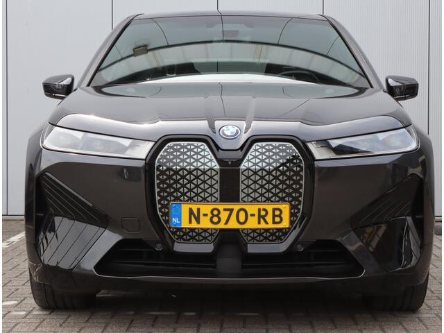 BMW iX xDrive40 High Executive 77 kWh | M-sport | CoPilot Pack | Pano | H&K