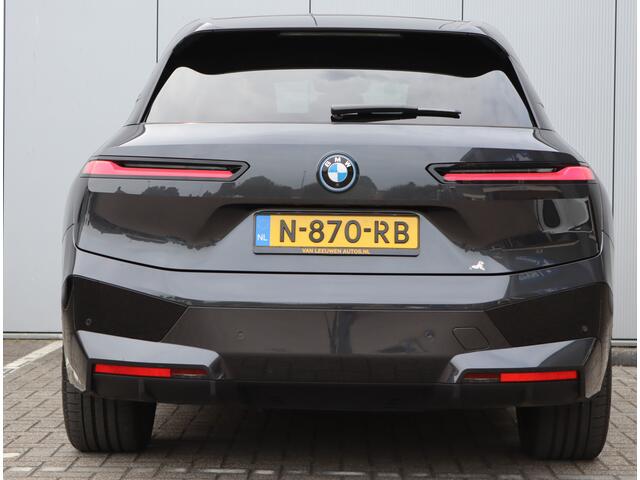 BMW iX xDrive40 High Executive 77 kWh | M-sport | CoPilot Pack | Pano | H&K