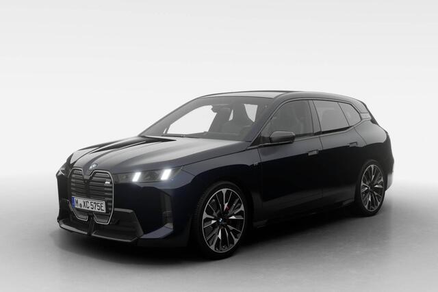 BMW iX xDrive M70 | Comfort Pack | Innovation Pack | Trekhaak | 23" LM | Sky lounge