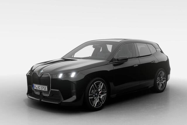 BMW iX xDrive60 | M Sport Pro | Comfort Pack | Innovation Pack | Showroomvoordeel