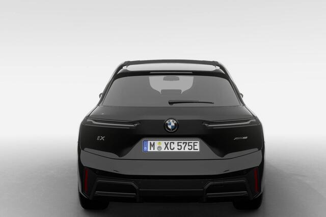 BMW iX xDrive60 | M Sport Pro | Comfort Pack | Innovation Pack | Showroomvoordeel