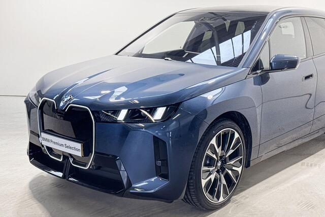 BMW iX xDrive45 M Sportpakket Pro | Selections