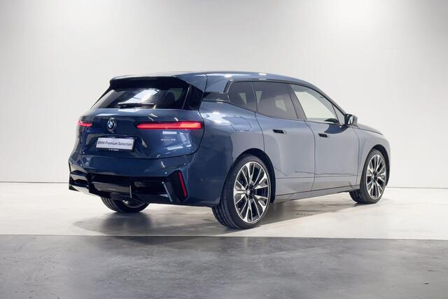 BMW iX xDrive45 M Sportpakket Pro | Selections
