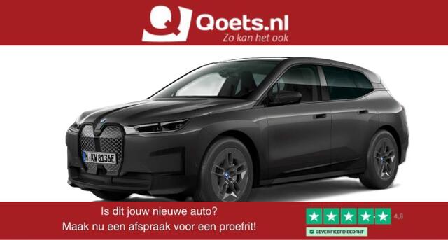 BMW iX xDrive40 Executive 77 kWh Trekhaak - Panoramadak - Driving/Parking Assistant Professional - Luchtvering - Comfort Access - Soft close - Getinte Ruiten - Hemelbekleding in Anthrazit -
