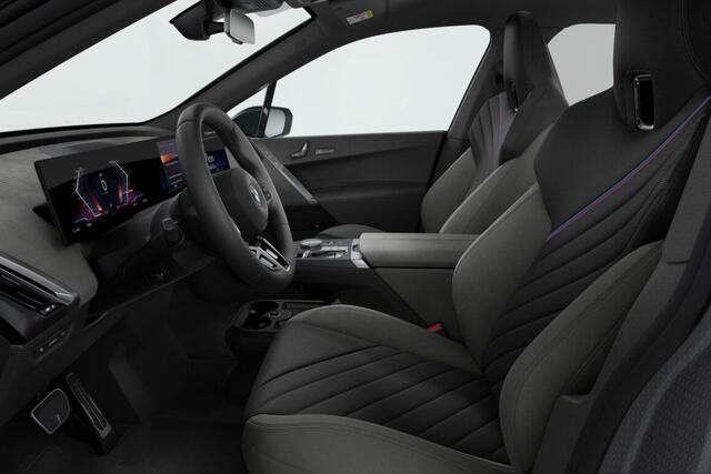 BMW iX xDrive45 101 kWh | M Sportpakket Pro | Comfort Pack | Innovation Pack | Trekhaak