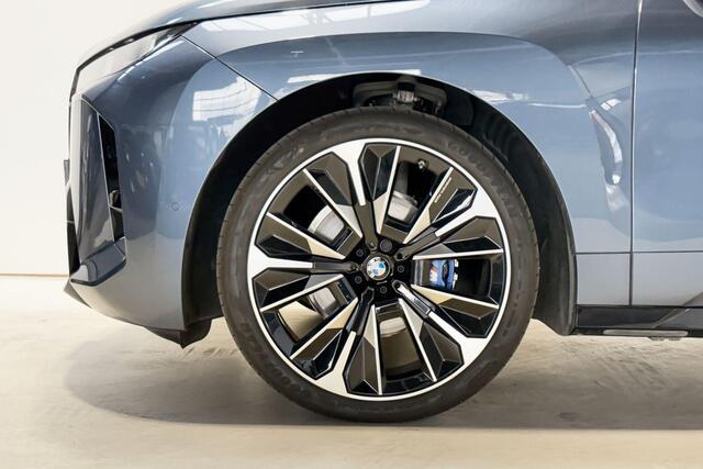 BMW iX xDrive60 Innovation Pack M Sportpakket - Verwacht: Mei 2026