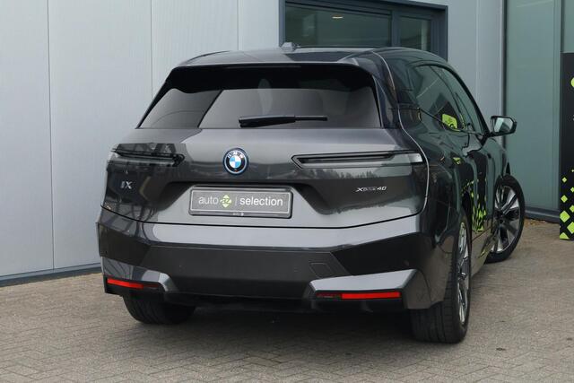 BMW iX xDrive40 High Executive 77 kWh / SoH 96% / Laser / Trekhaak / Harman Kardon / Massage
