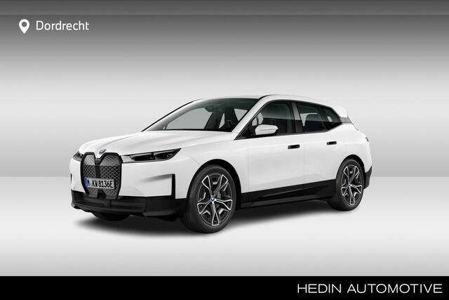BMW iX xDrive40 High Executive 77 kWh | 22" | Luchtvering | Trekhaak | Driving Assistant Professional | Bowers & Wilkins | CoPilot