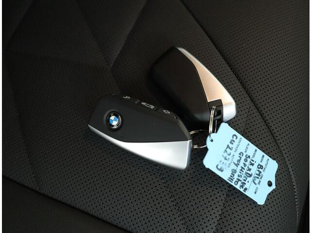 BMW iX xDrive40 | Sport Package | Panoramadak | Harman/Kardon