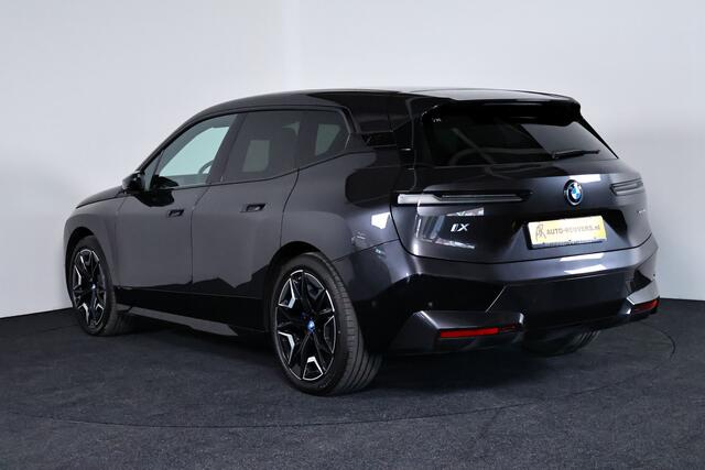 BMW iX xDrive40 M-Sport SKY Edition 77 kWh / Panorama / HarmanKardon / 3D Camera / Trekhaak