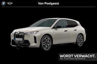 bmw-ix-xdrive-m70-112-kwh