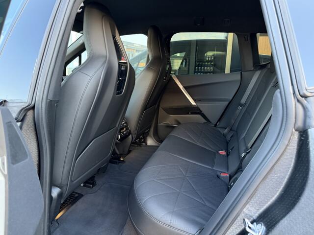 BMW iX xDrive40 Executive M-Sport | 77 kWh | Trekhaak | SOH 99,5% |