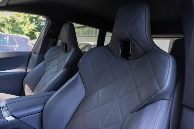 BMW iX xDrive M70 112 kWh | Suite Amido | Snelwegassistent* | 22 kW | 22'' 1027M | Harman/kardon