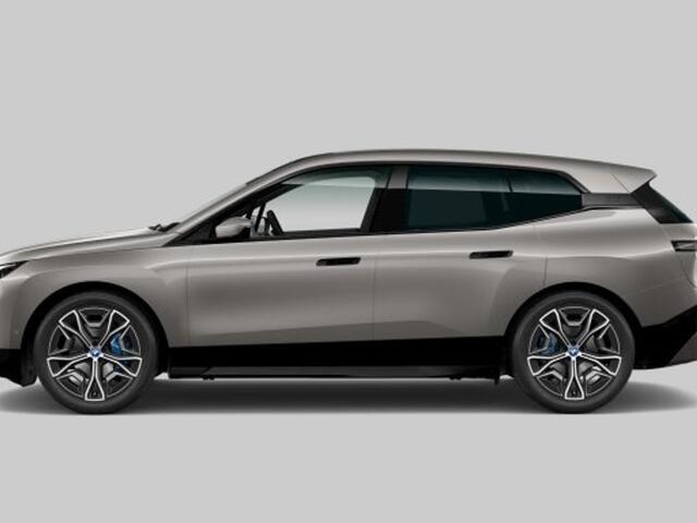 BMW iX xDrive40 Skylounge | CoPilot | Elektr. Trekhaak | Harman Kardon