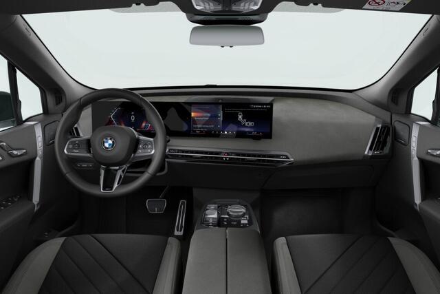 BMW iX xDrive60 112 kWh | M Sportpakket Pro | Comfort Pack | Innovation Pack | Trekhaak