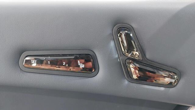 BMW iX xDrive50 | 22" | Sky Lounge | Harman Kardon | Trekhaak | Sportpakket | Driving Assistant Professional |